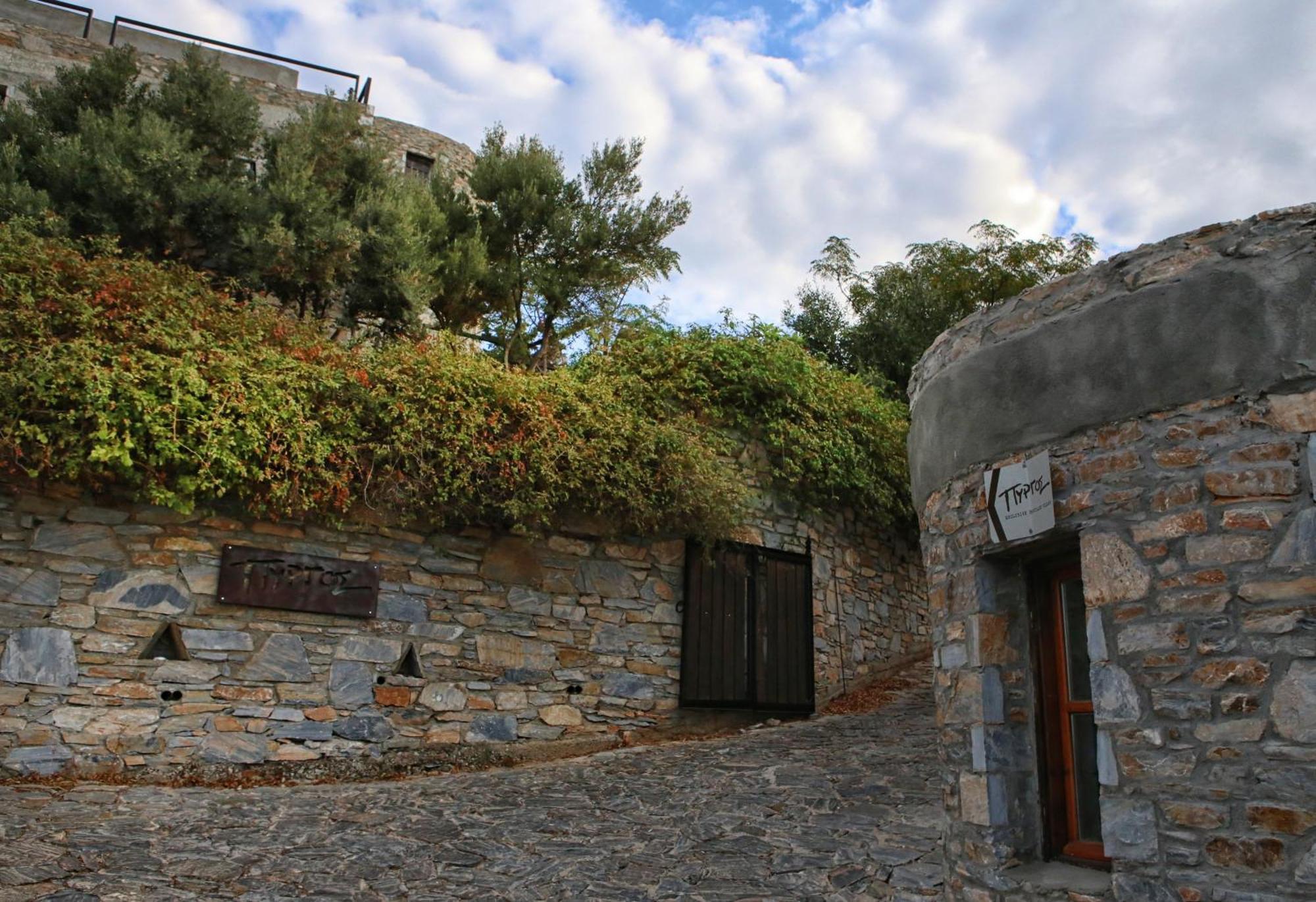 Pyrgos Traditional Village Айос-Кирикос Экстерьер фото